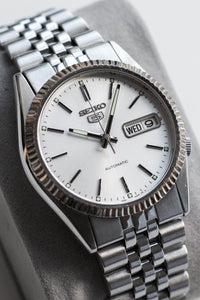 Seiko 5 Datejust Ref. SNXJ89 2002 | Vintage & Pre-Owned Luxury Watches –  Wynn & Thayne