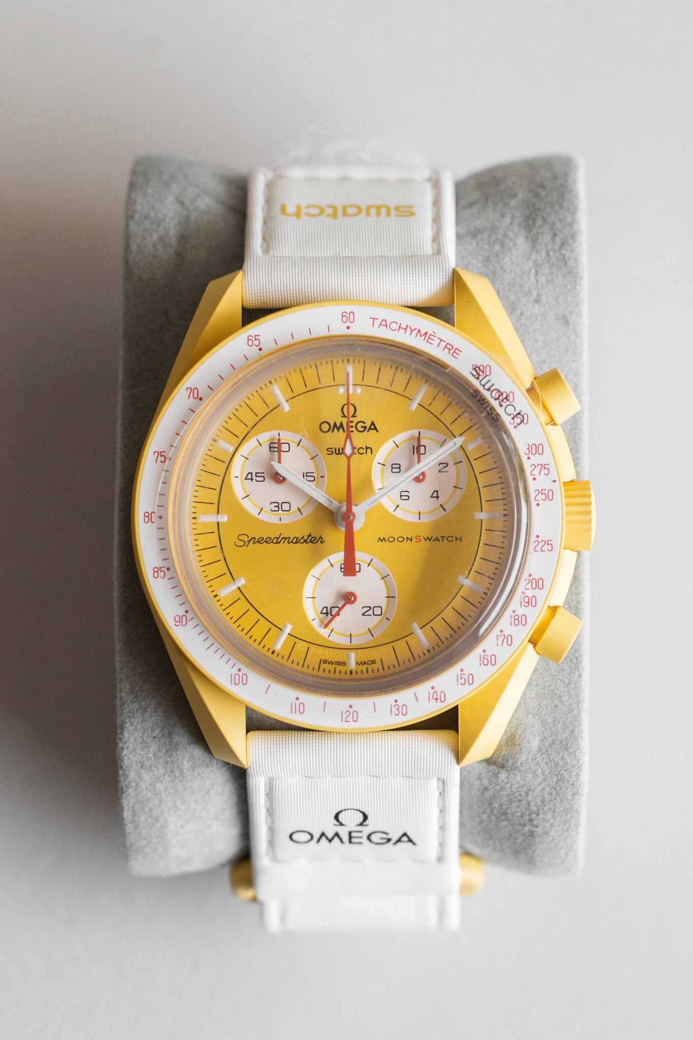 OMEGA × swatch ☆ MISSION TO THE SUN-