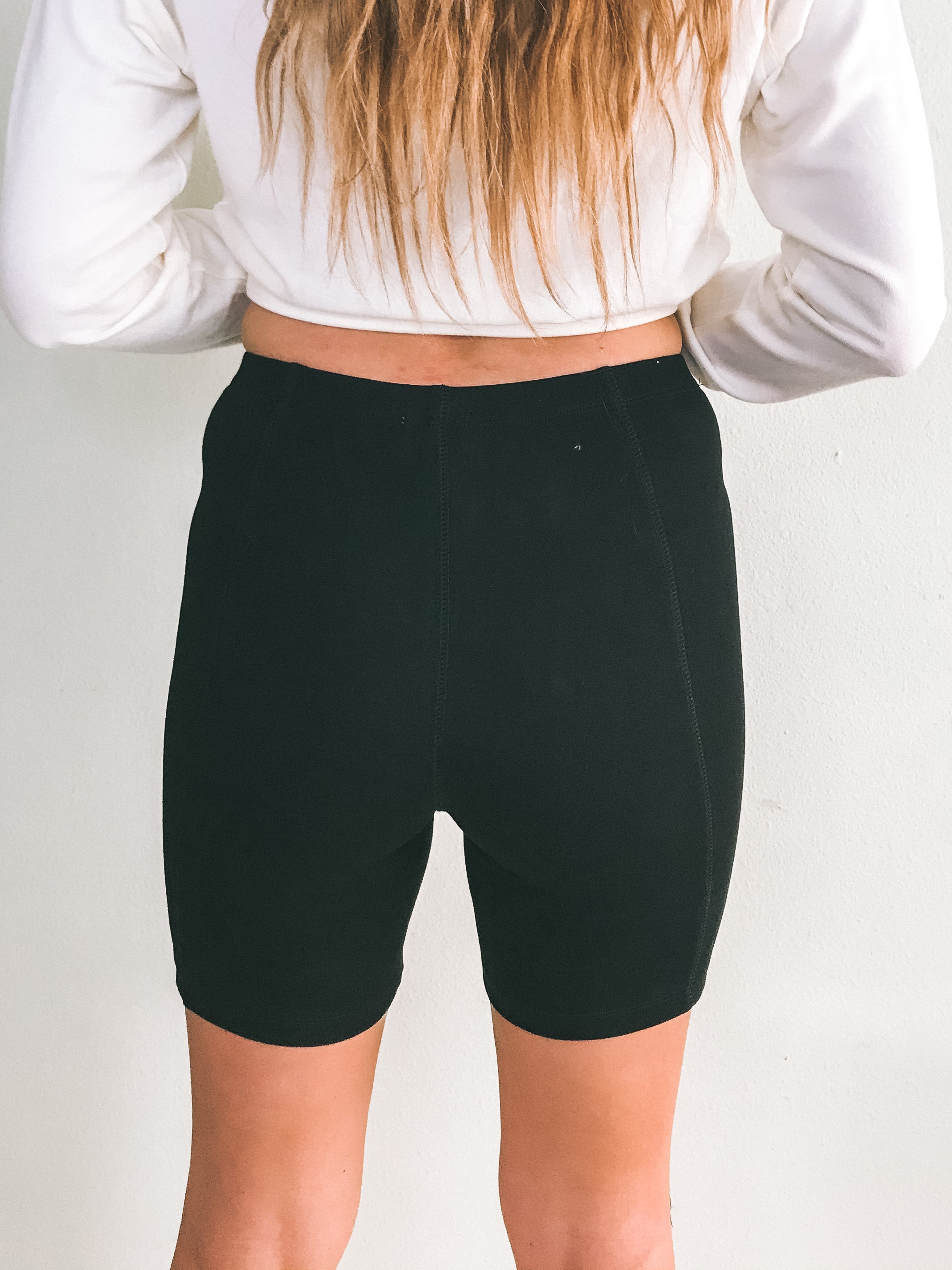 black biker short