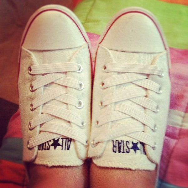 white converse without laces