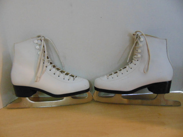 figure skates size 4