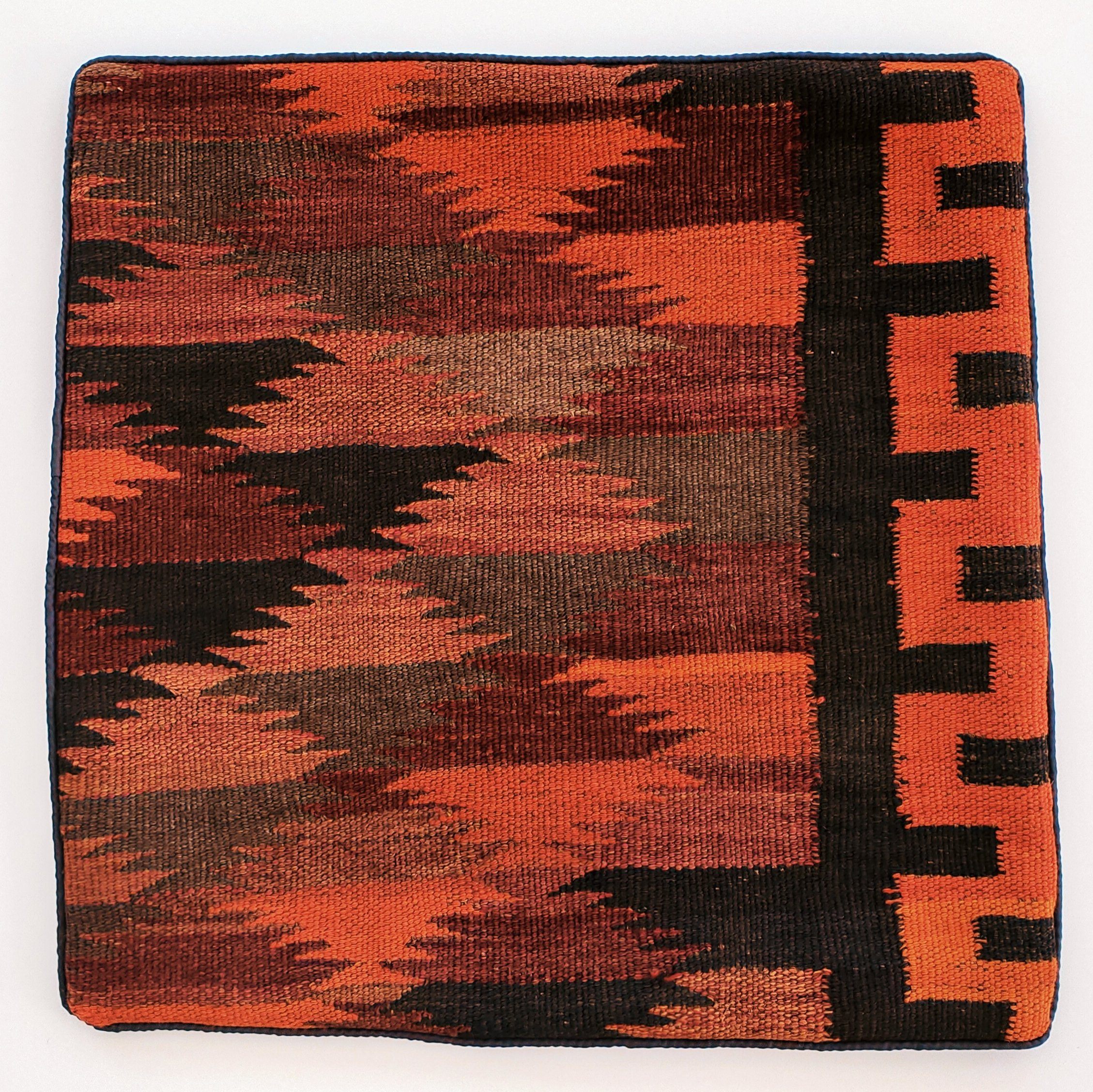 Handwoven Woollen Kilim Cushion Cover - Style 18 - Lost Lover product image