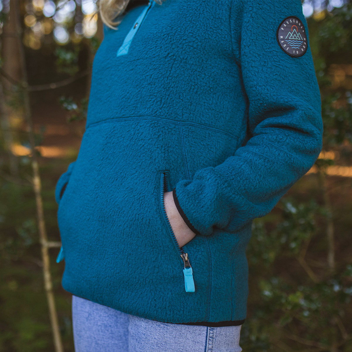 Sequoia Recycled Sherpa Fleece Pullover - Blue Coral