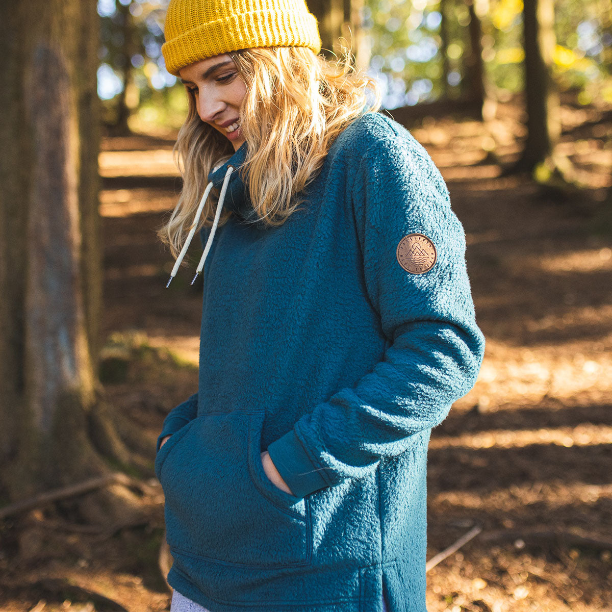 Hazel Slouch Neck Recycled Sherpa Fleece - Blue Coral