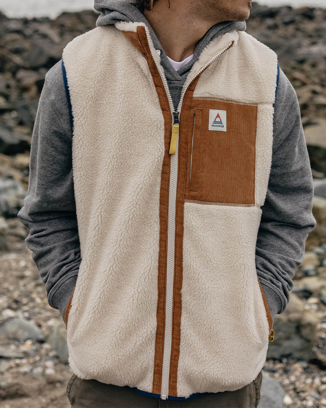 Canyon Recycled Deep-Pile Sherpa Vest - Off White