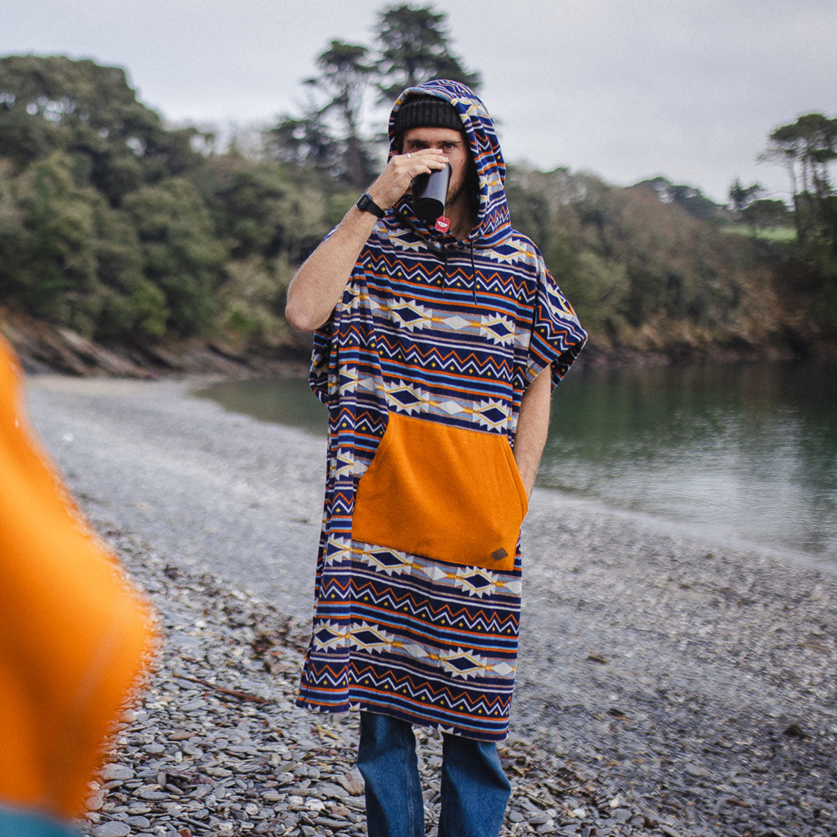 Vancho Oversized Recycled Polar Fleece Poncho - Stargazer Navy