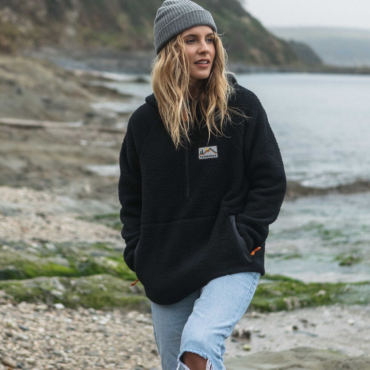 Maine Hooded Recycled Sherpa Fleece - Black