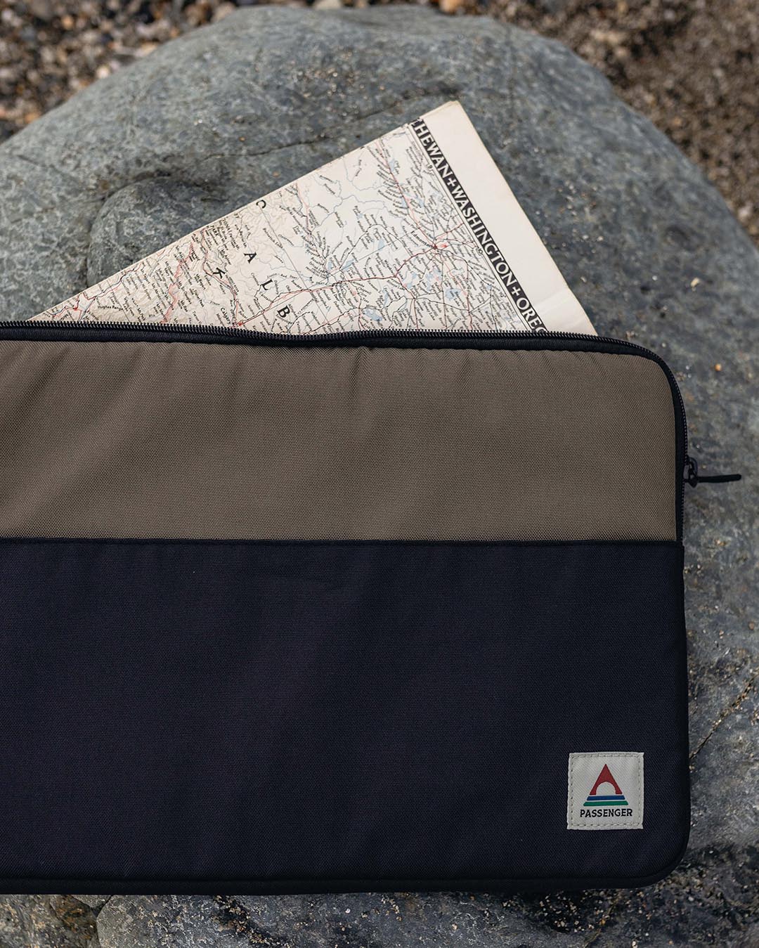 On-The-Go Recycled Laptop Sleeve - Black/ Khaki