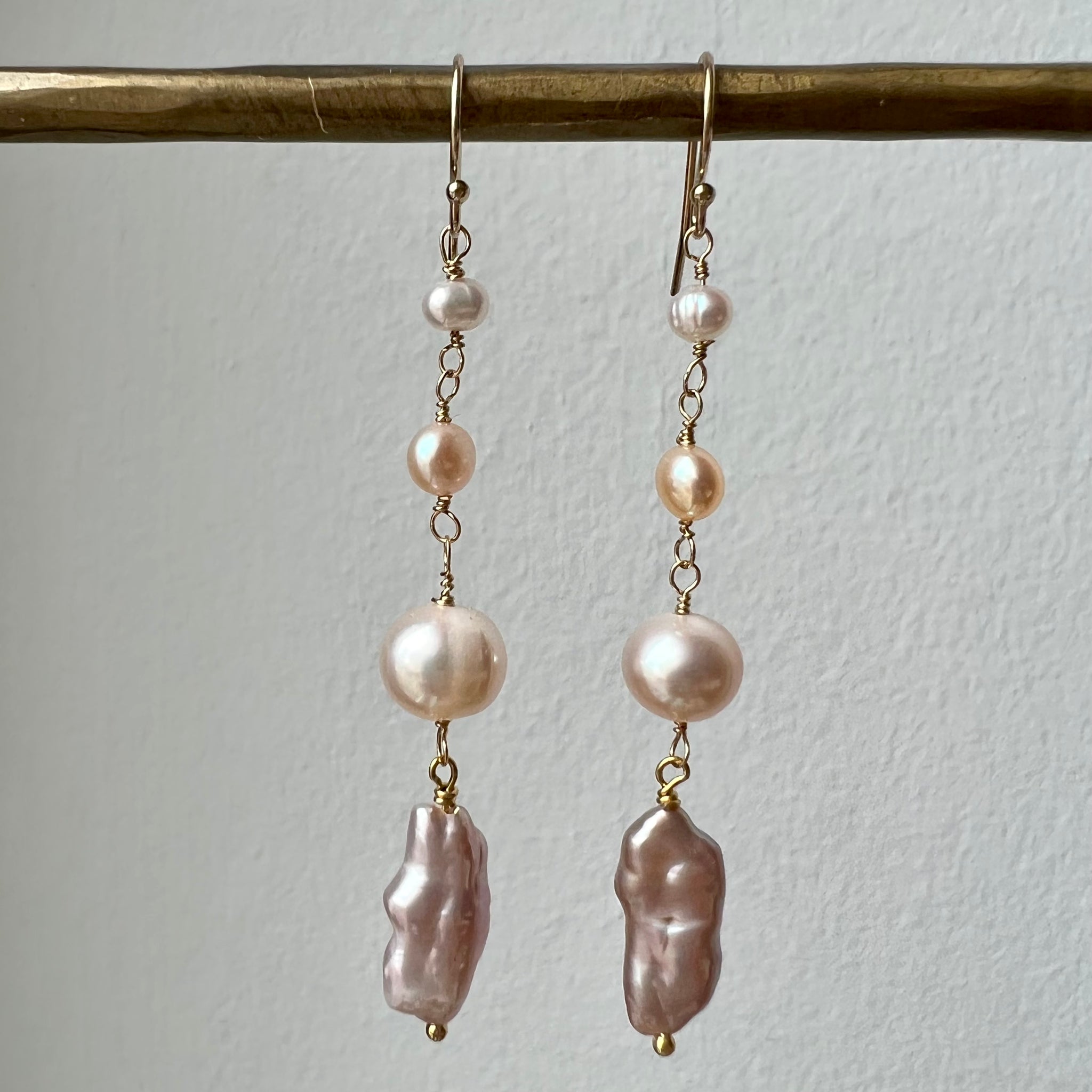 Fresh water Pearl Pink and White Dangle Earring