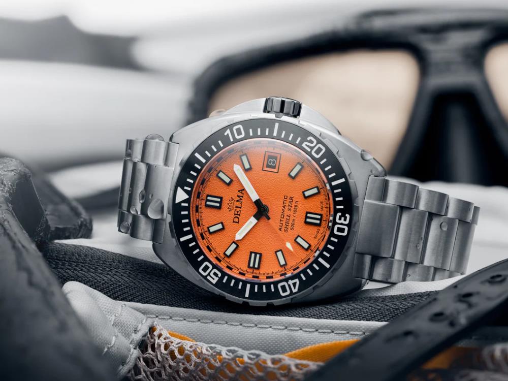 Delma Diver Shell Star Automatic Watch, Titanium, Orange, 41 mm, 32701 -  Iguana Sell