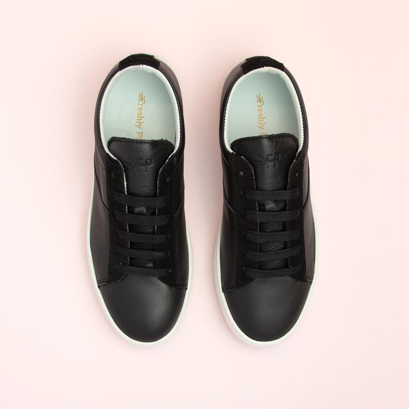 womens leather lace up sneakers