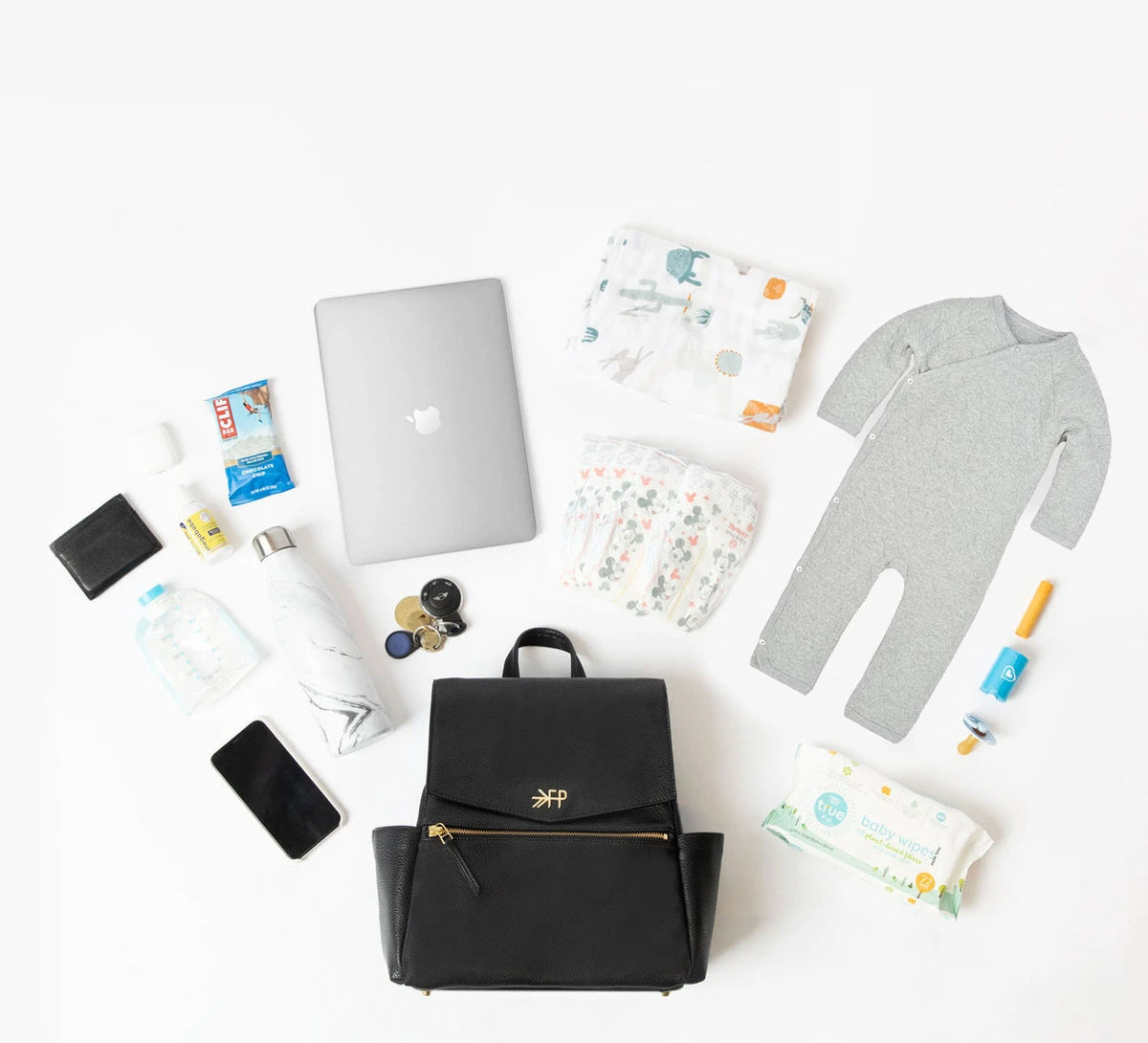 How to Pack the Perfect Diaper Bag — Momma Society