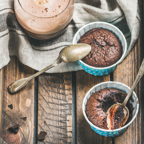 COCONUT CHOCOLATE KETO CAKE IN A CUP