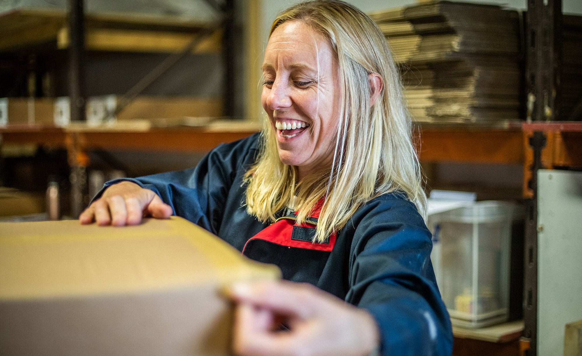 nikki packing orders at Green&blue