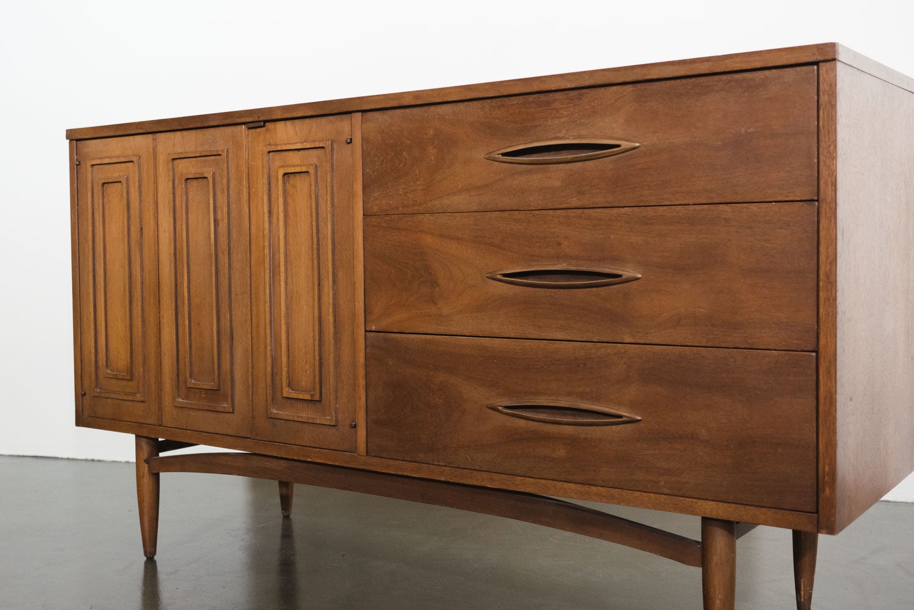 Broyhill Sculptra Credenza Homestead Seattle