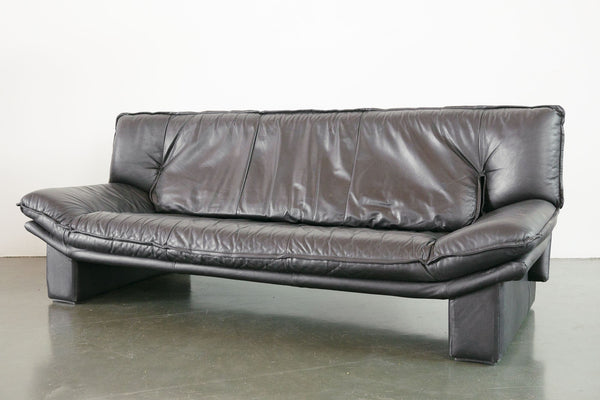 nicoletti pacifico leather sofa