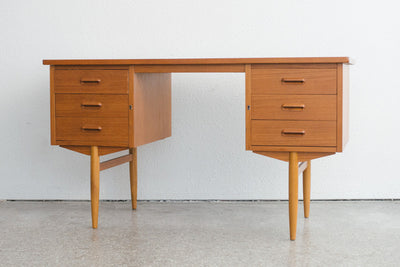 danish desk