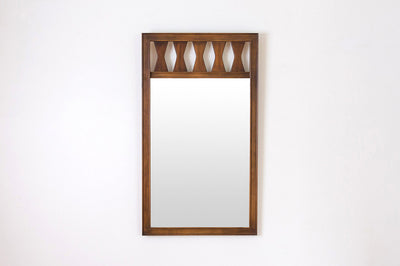 hourglass mirror