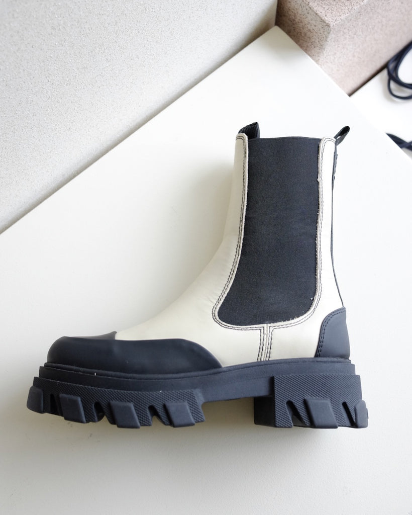 Mid Chelsea Boot, Oyster Grey - Nouvelle Nouvelle