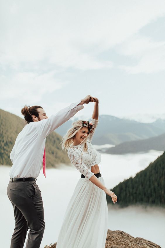 beach wedding groom