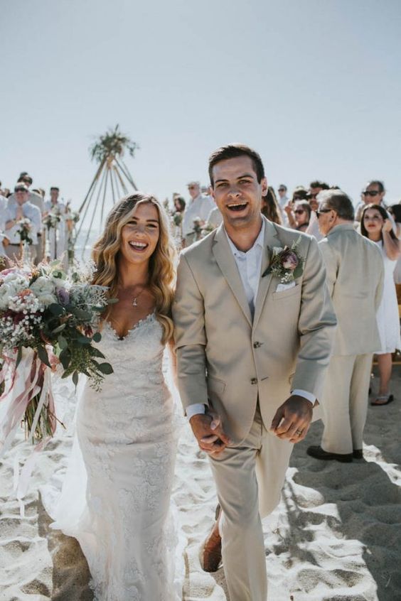 beach wedding looks for guys