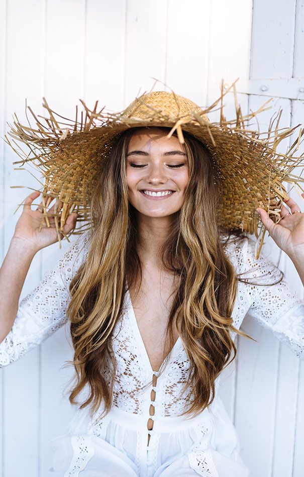 Hello May laidback beach bride inspiration shoot