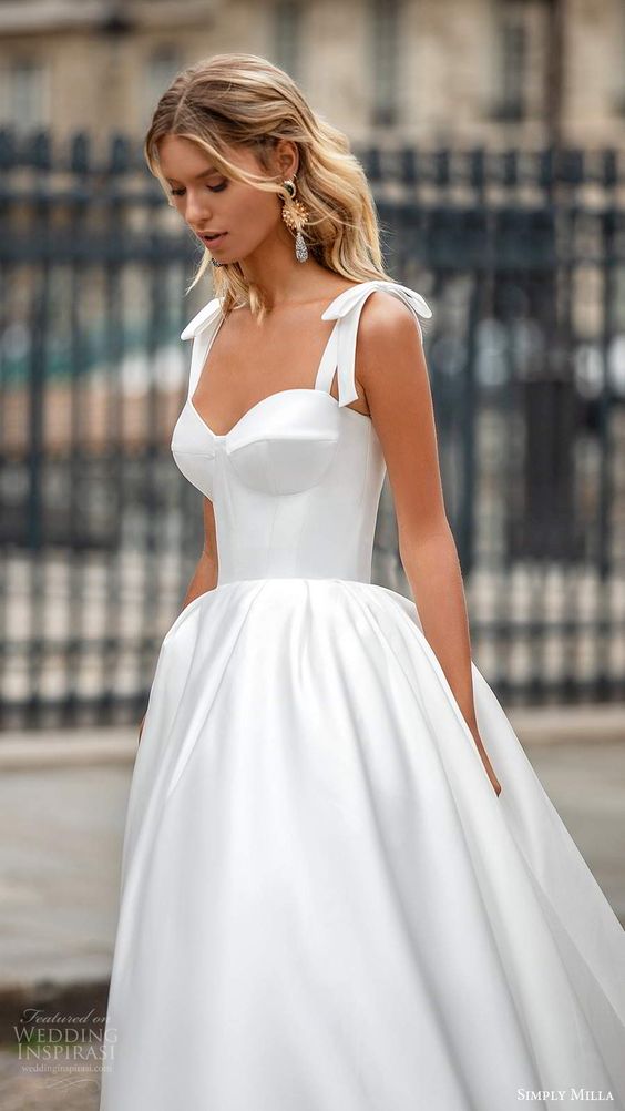 Mila Nova romantic wedding gown