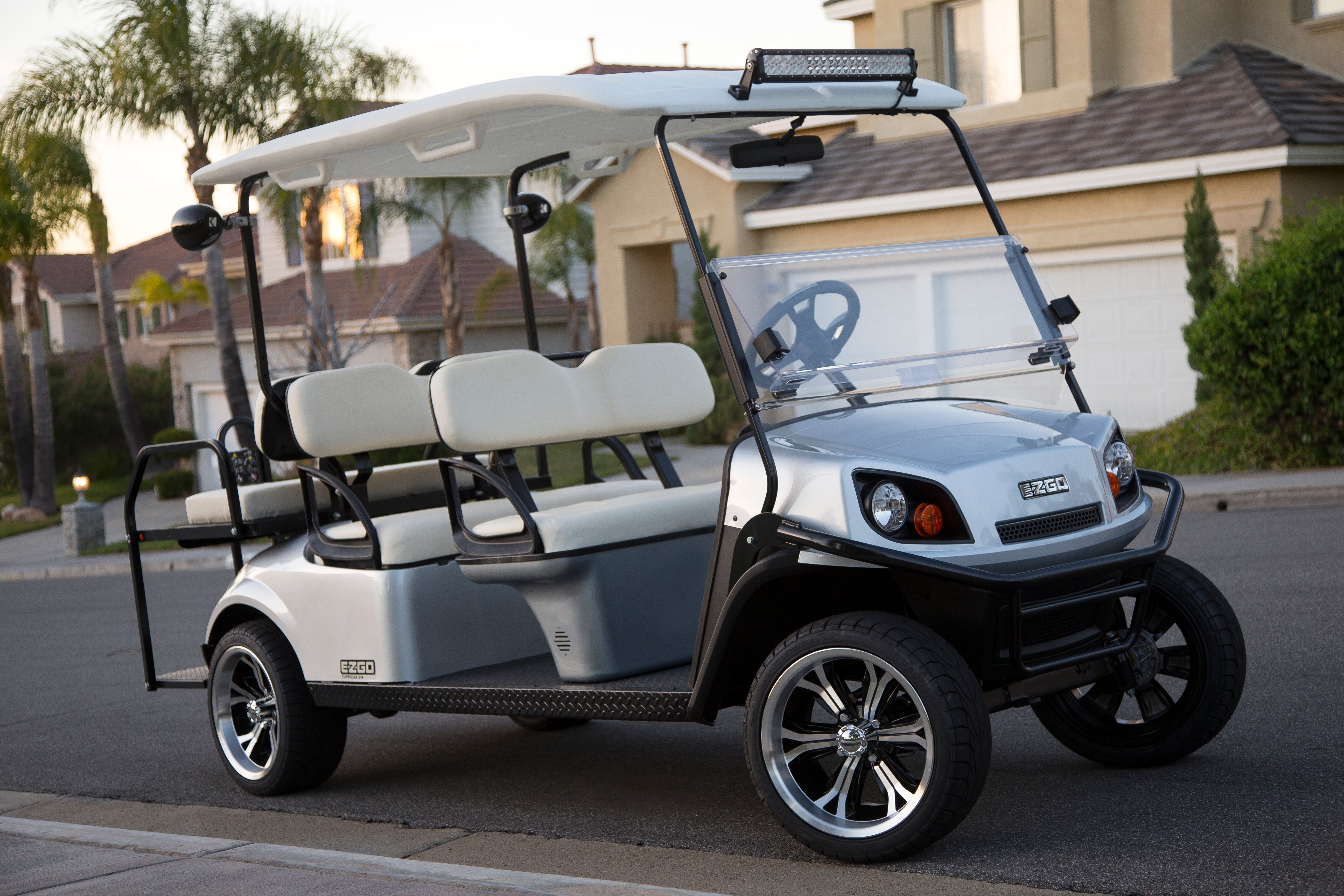 how much does a golf buggy cost