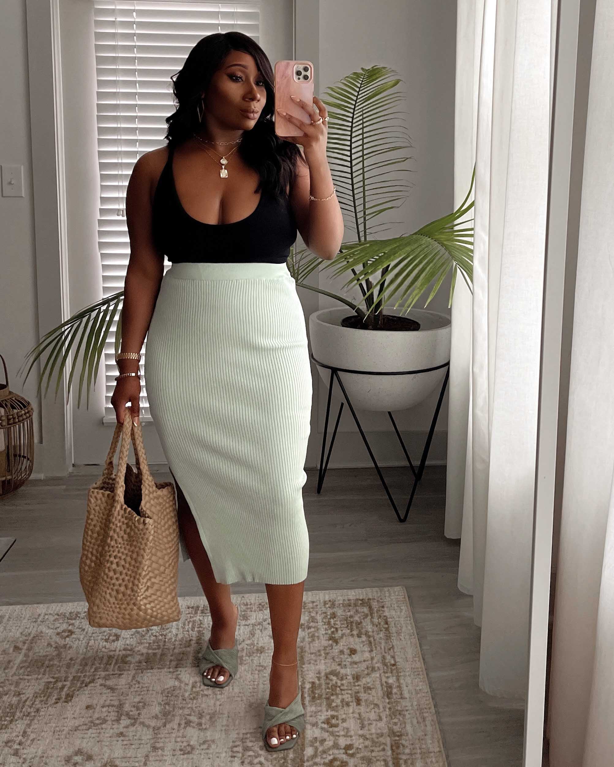 

Leilani Ribbed Knit Midi Skirt