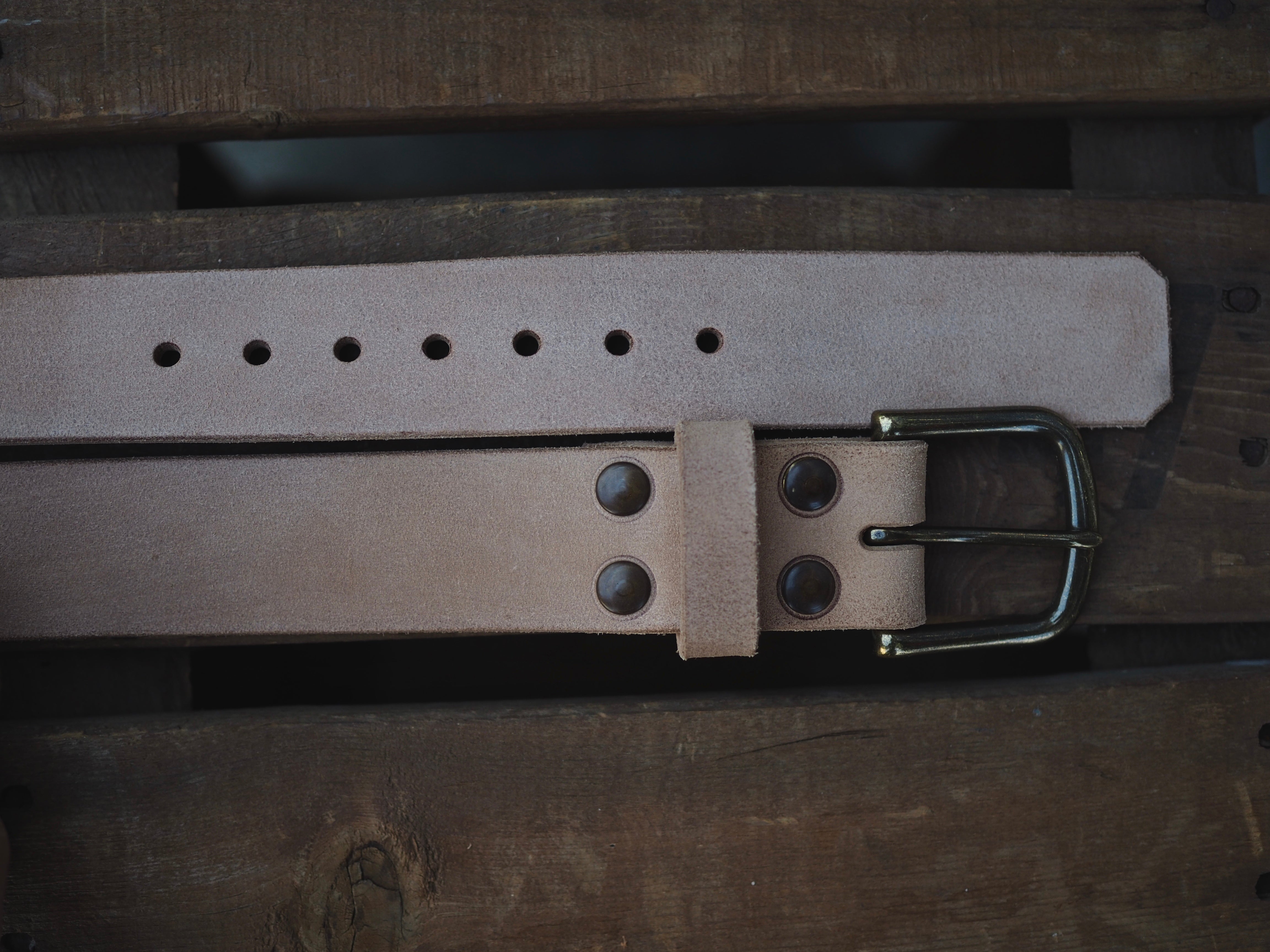 Rough Out Veg. Tan Horse Horse Hide Belt