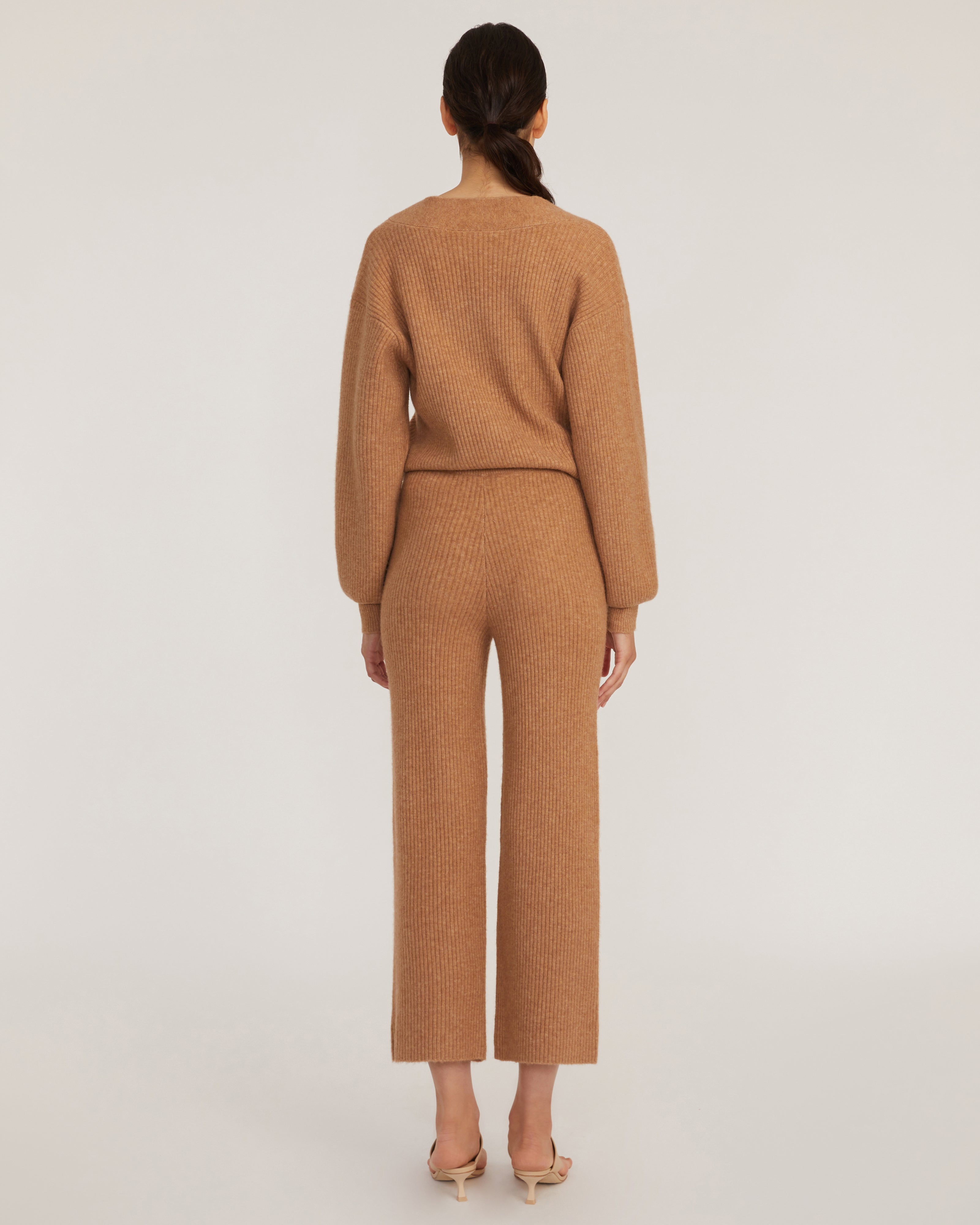 Arie Ribbed Cashmere Blend Pant in Camel