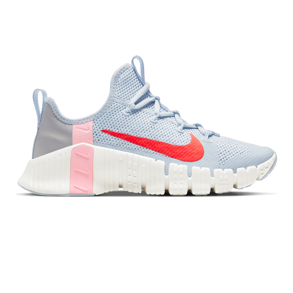 women's nike metcon size 8