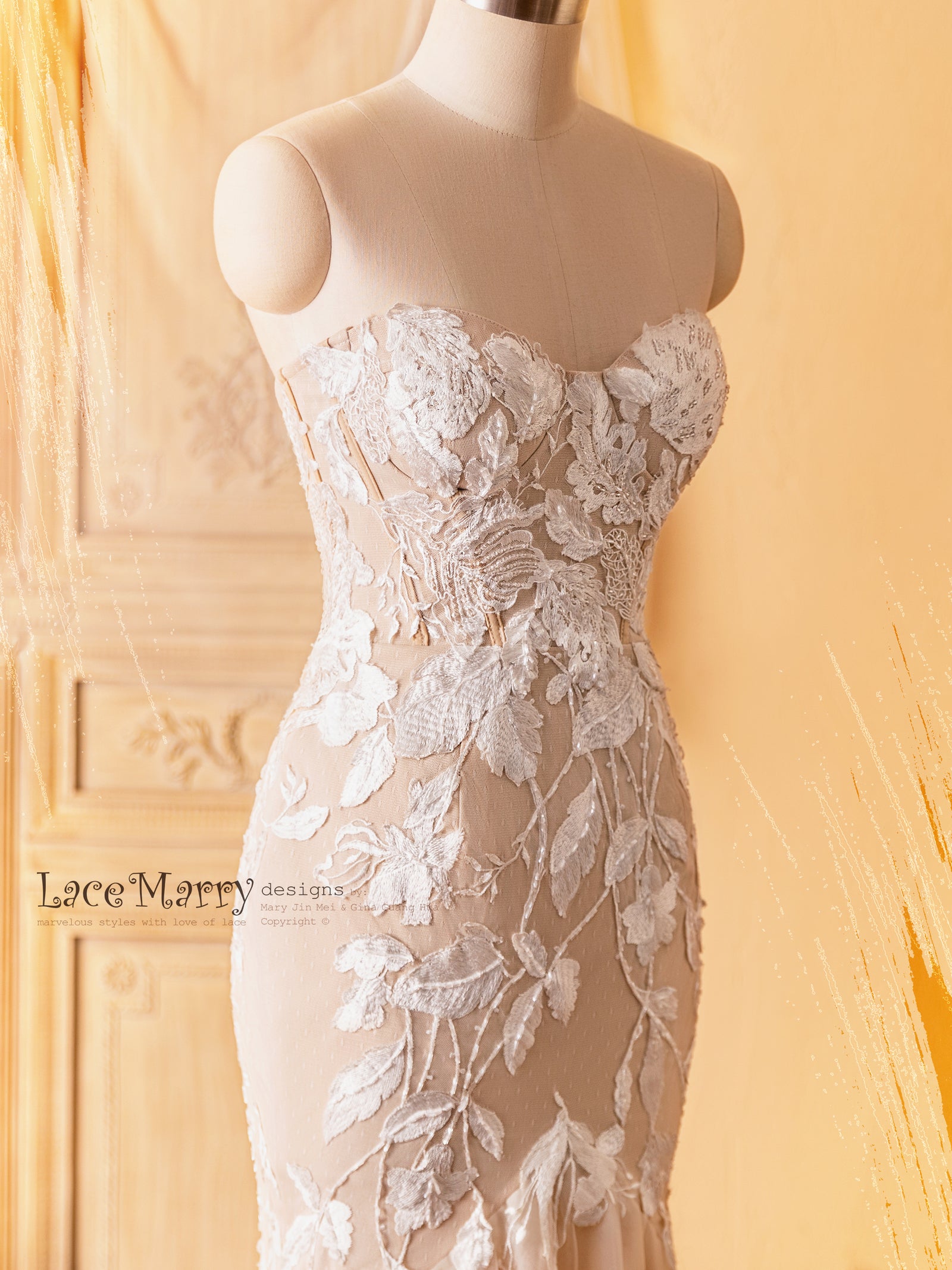 BRIELLE / Strapless Fitted Wedding Dress with Amazing Flower Decoratio -  LaceMarry