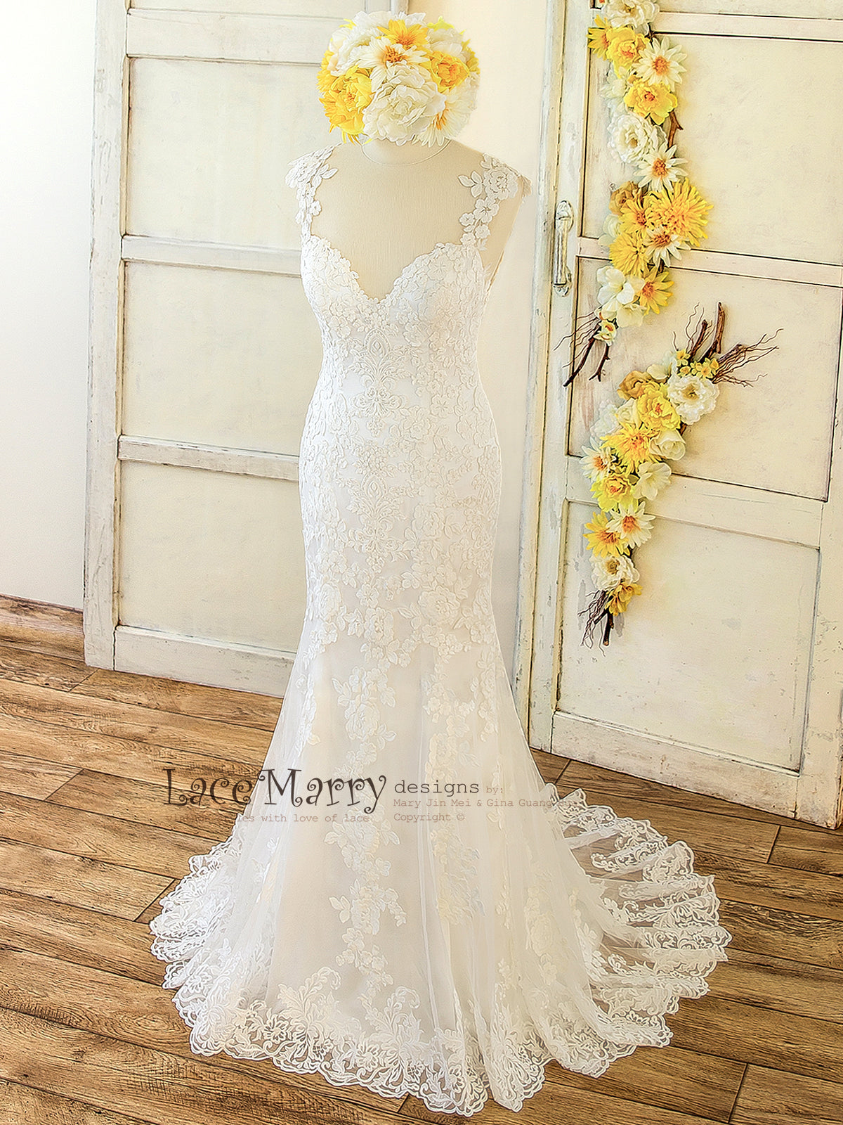 LILY / Gorgeous Custom Made Wedding Dress with Deep Plunge Neck - LaceMarry