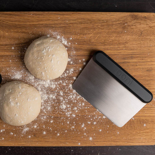 Make Great Pizza: How to Use a Digital Scale for Baking — Ooni USA