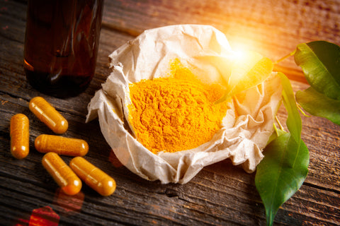 Supplemental curcumin can be taken in capsule or powdered form.