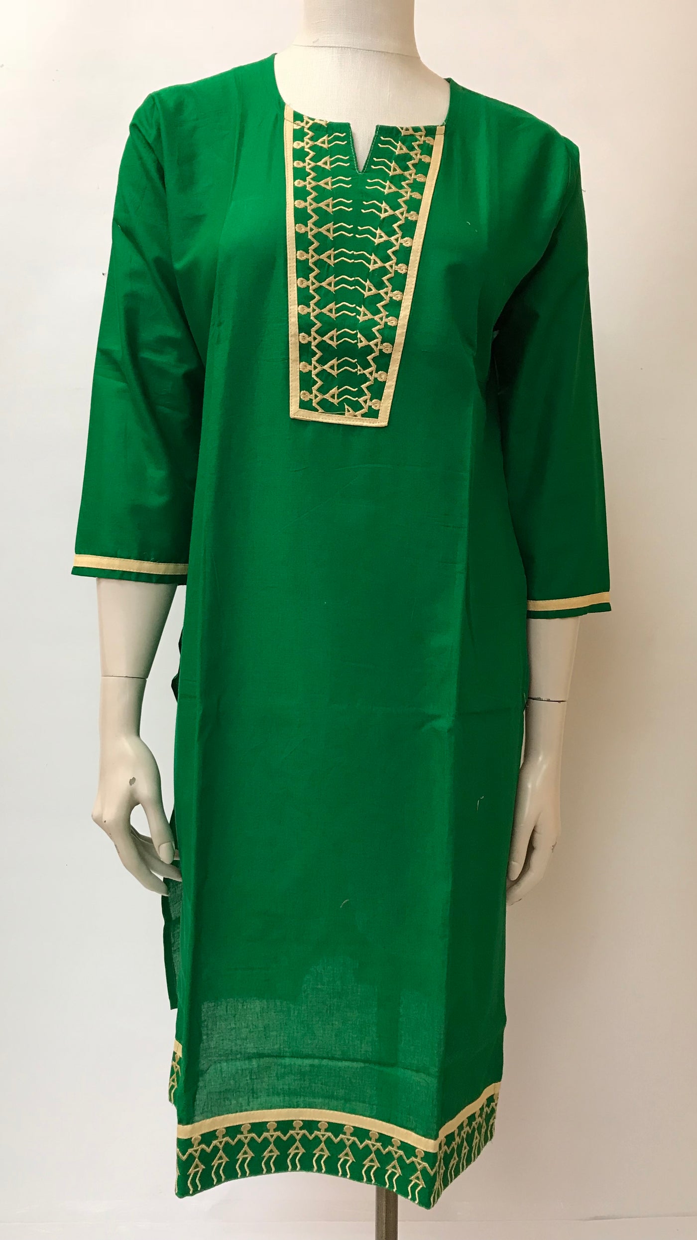 Long embroidered kurta – Sarang