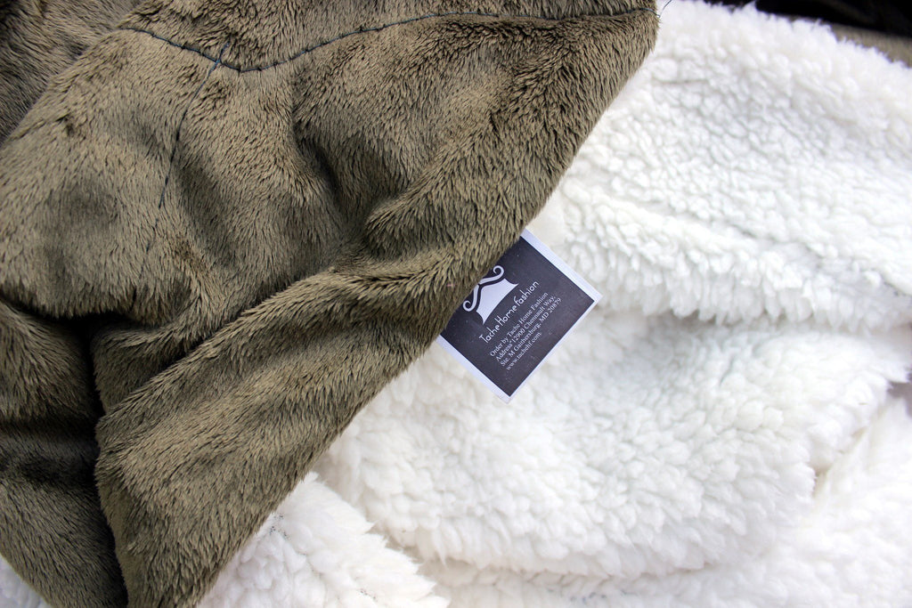 Tache Super Soft Evergreen Micro Fleece with Sherpa Throw Blanket ...