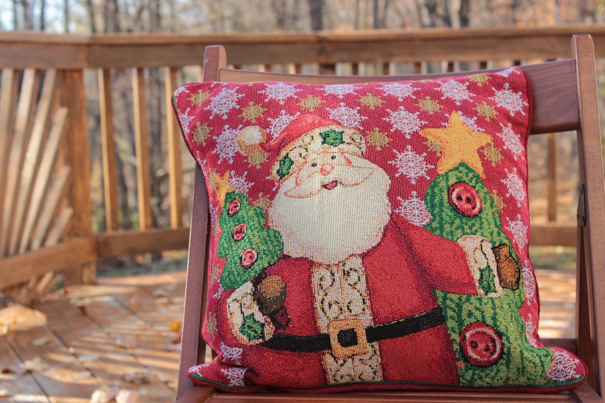 https://cdn.shopify.com/s/files/1/0206/7352/products/cushion-cover-tache-festive-christmas-cute-santa-clause-is-coming-to-town-cushion-cover-3.jpg?v=1662666697&width=2048