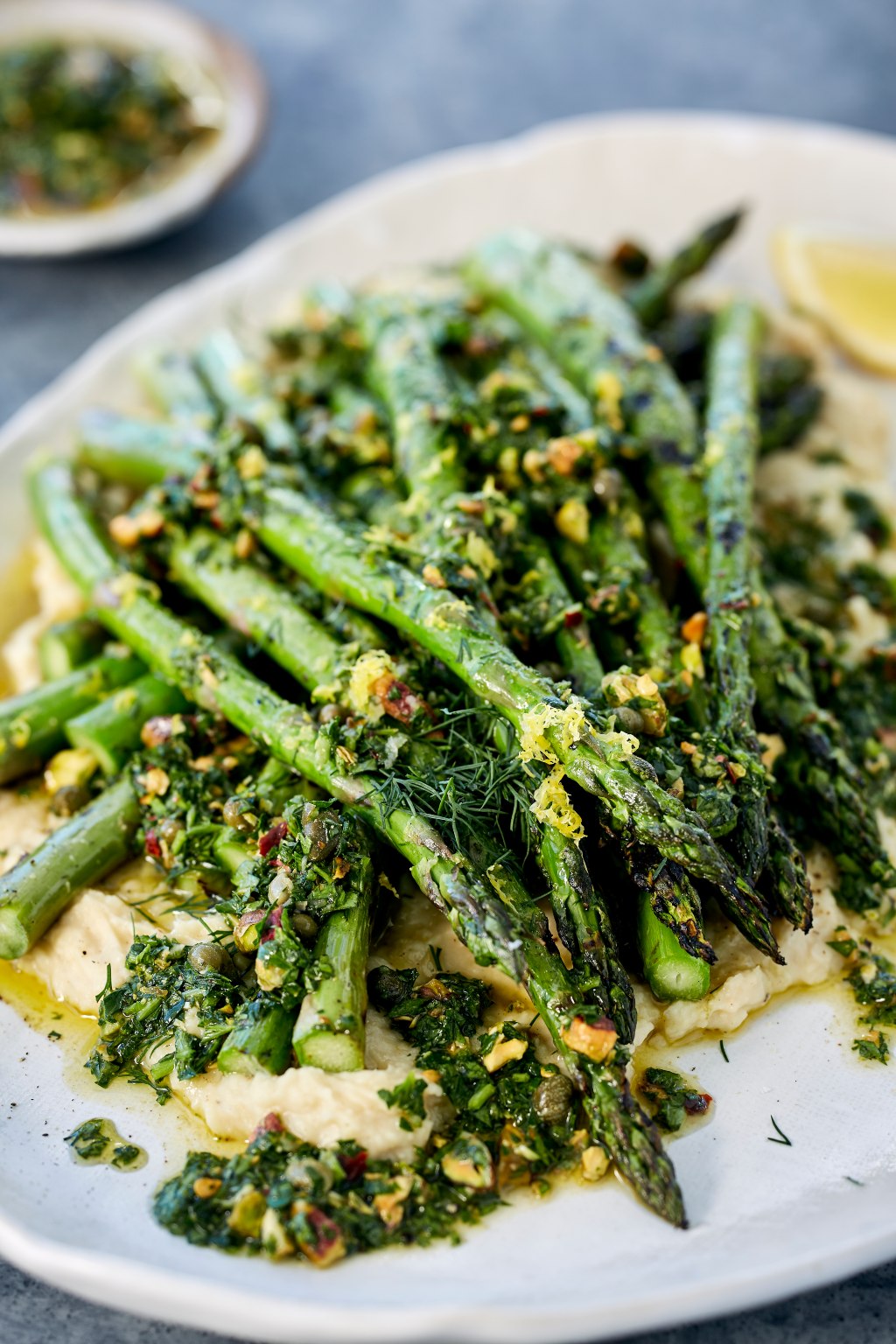 Chargrilled Asparagus with Crushed Butterbeans, Pistachio & Caper Salsa | Harris Farm Markets 