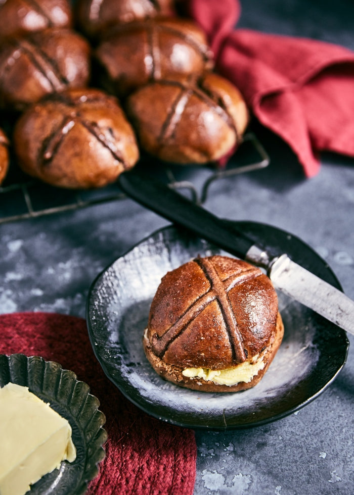 homemade hot cross bun recipe