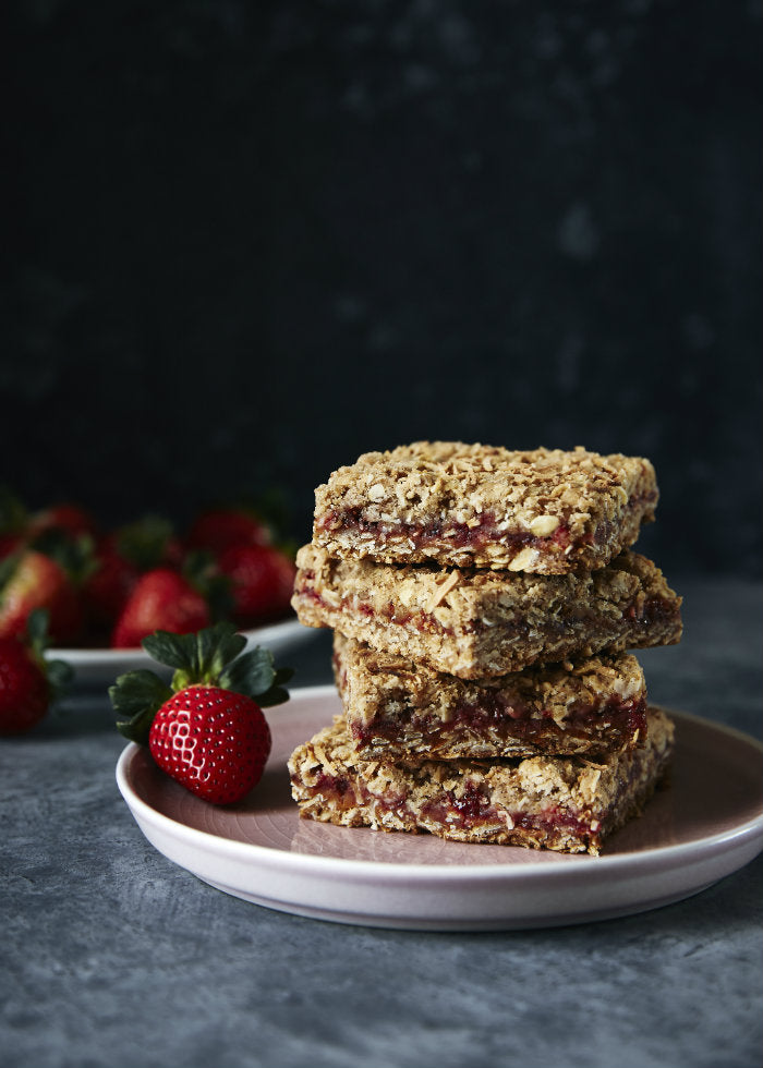 strawberry crumble slice recipe