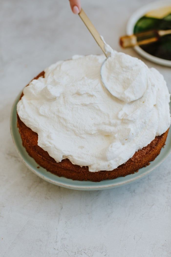 vanilla cake with mango and coconut