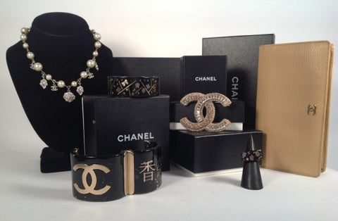 chanel bangle wallet necklace ring