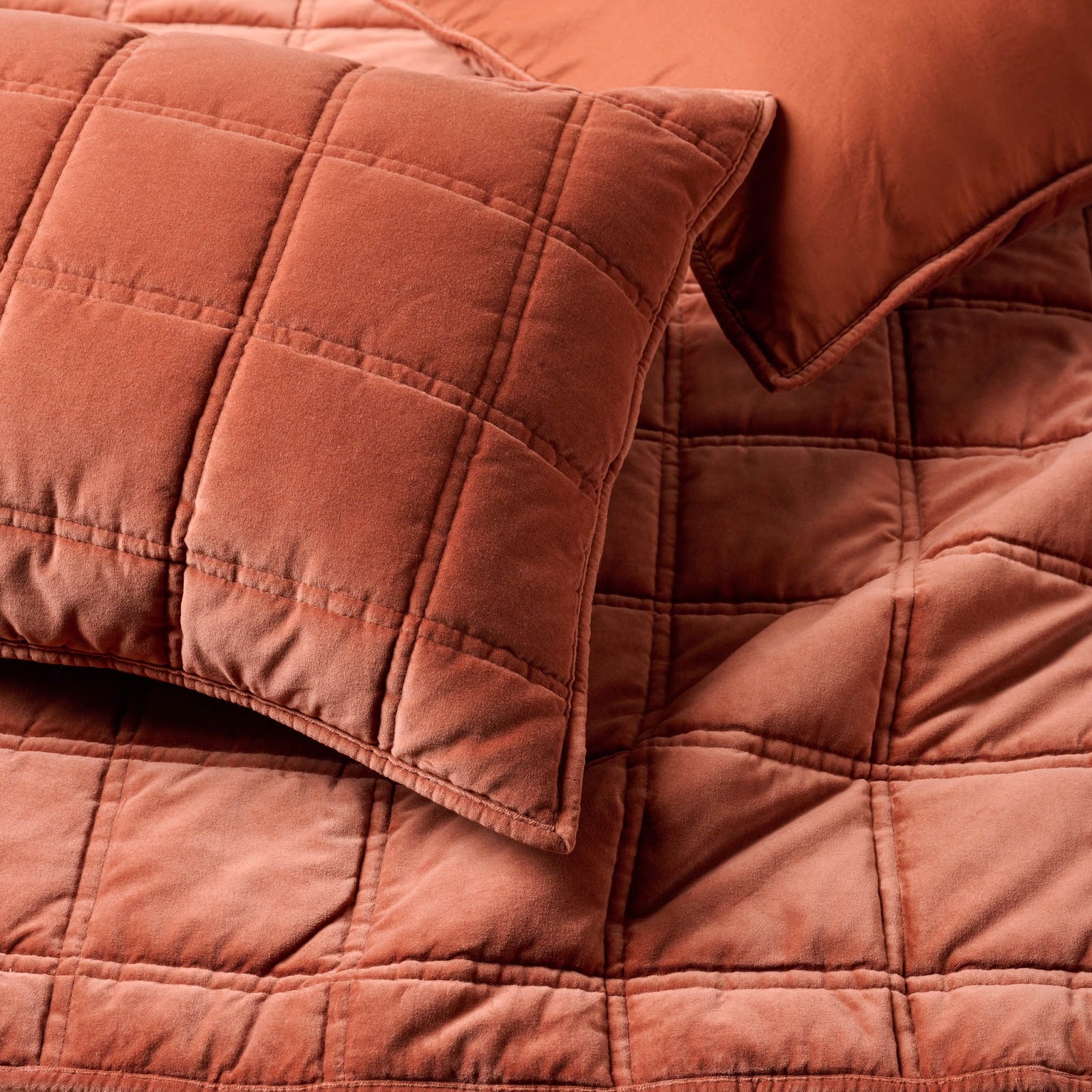 Magnolia's Weekend Velvet Quilt and Sham in Rustic Clay
