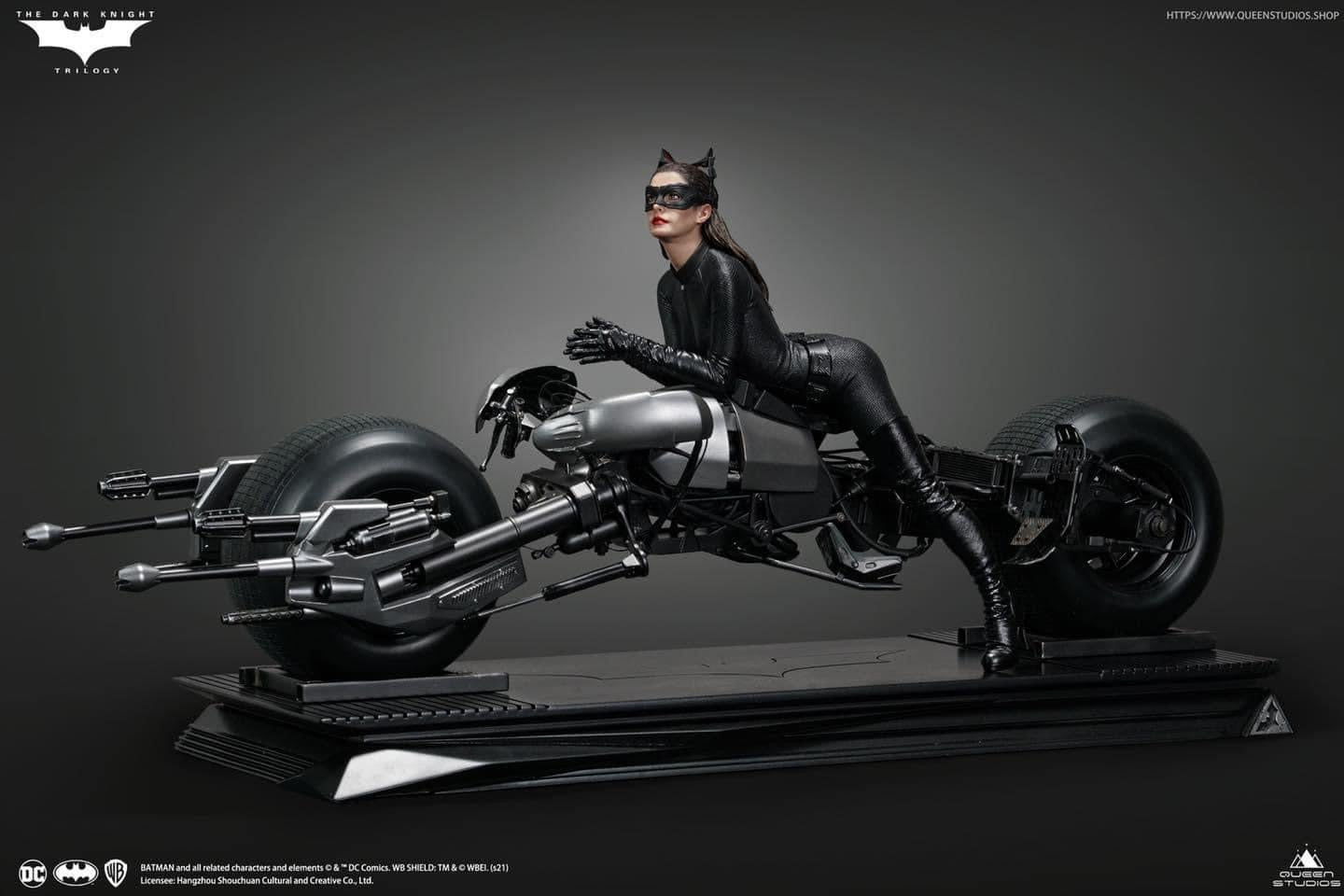 catwoman batpod statue