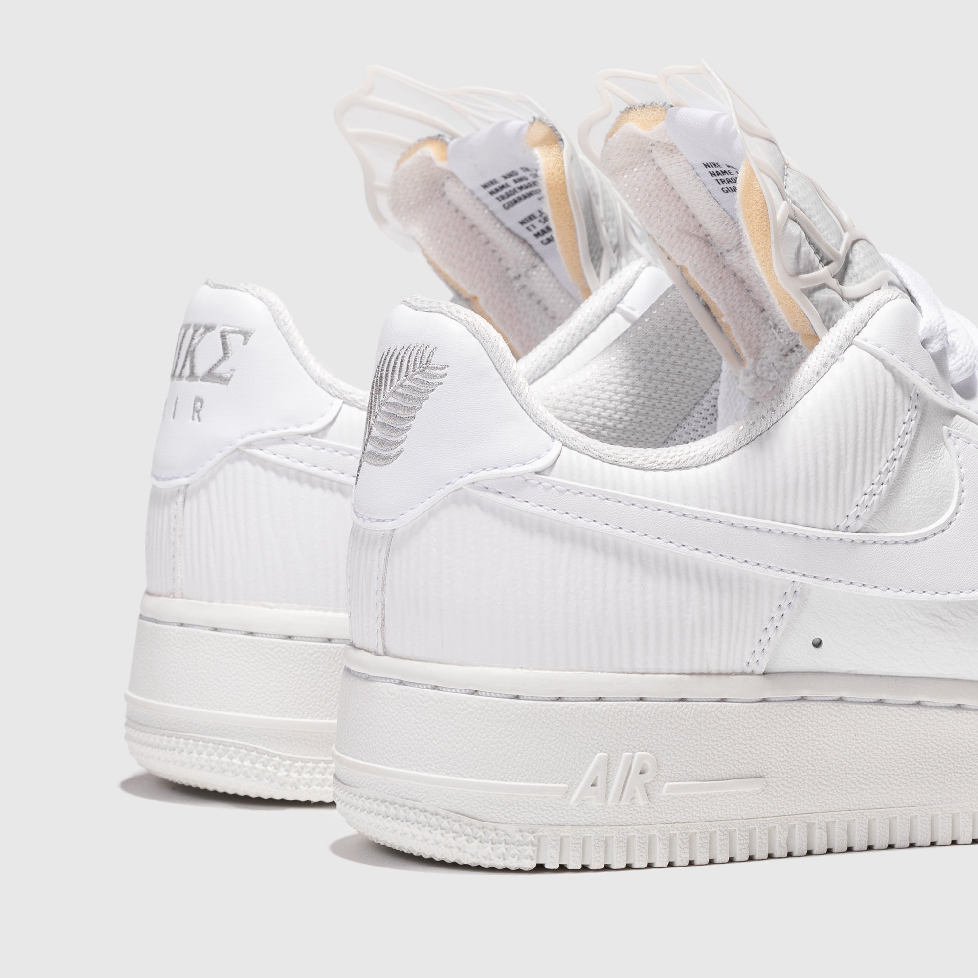 WMNS AIR FORCE 1 LOW "GODDESS OF VICTORY"