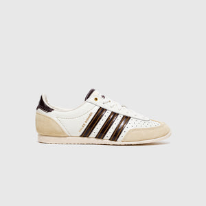 ADIDAS  WALESBONNERJAPAN  GY5748 FRONT 300x