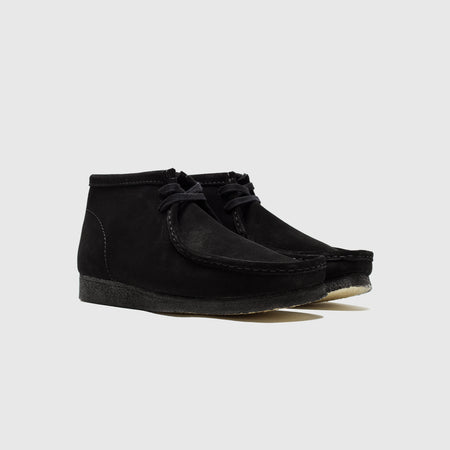 WALLABEE BOOT "BLACK SUEDE"