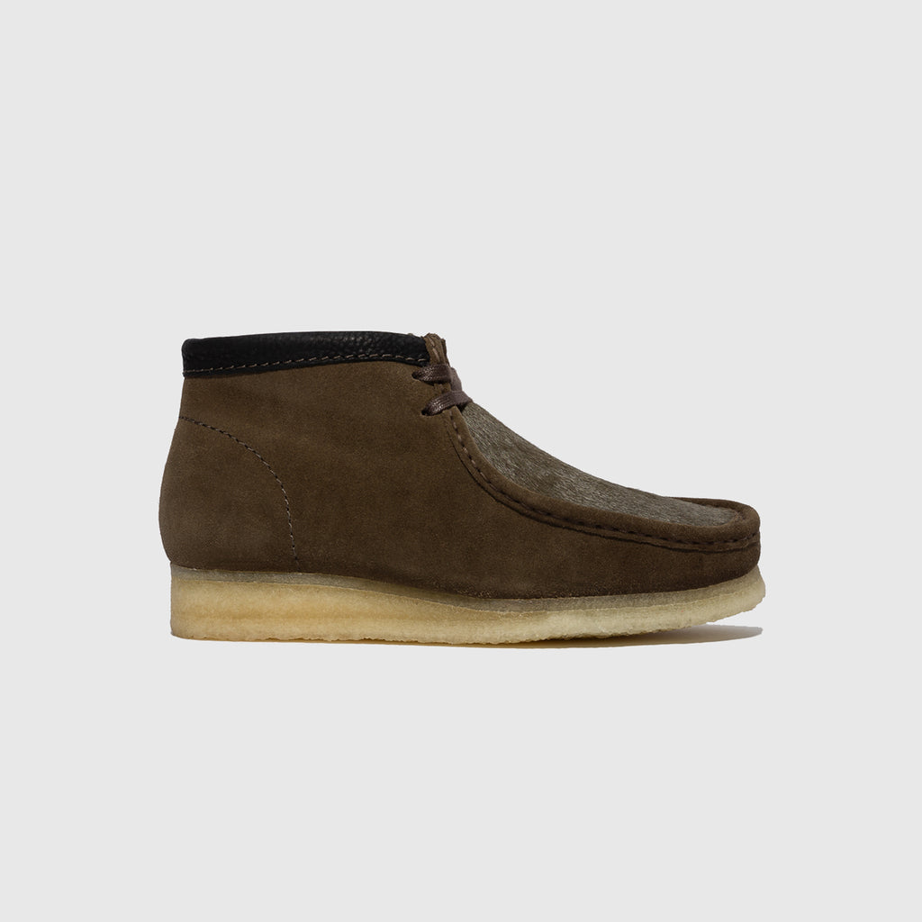 grey suede clarks wallabees